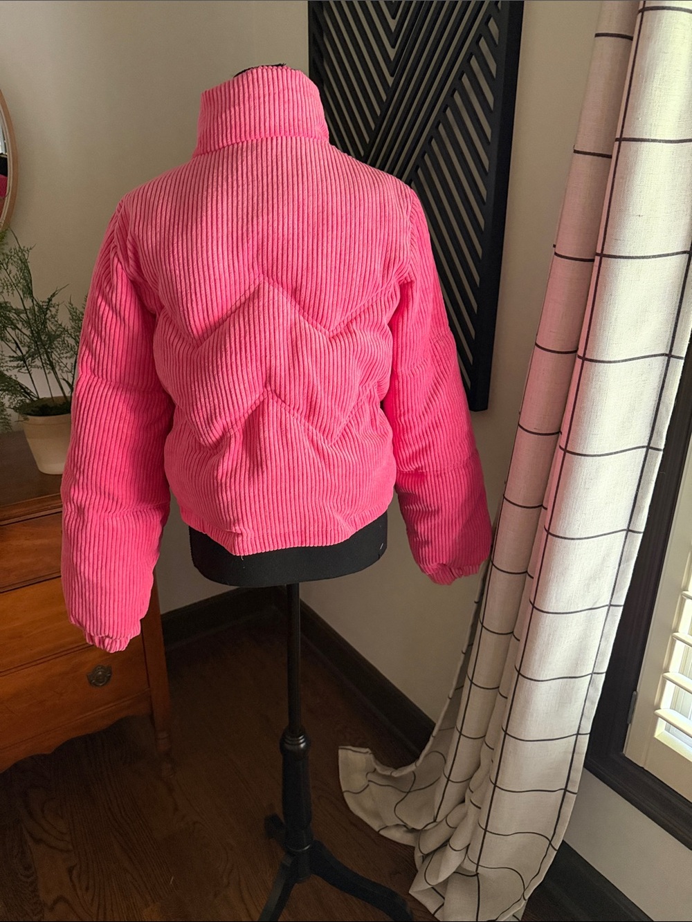 New In pink corduroy puffer coat medium - Picture 4 of 14